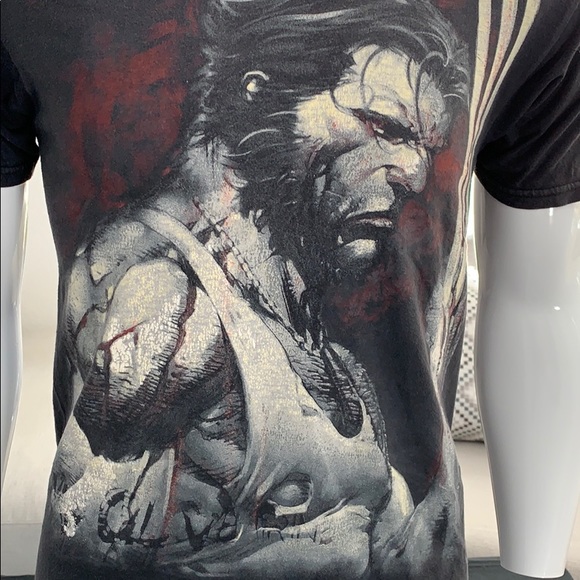 Marvel comics wolverine T-shirt - Picture 2 of 2